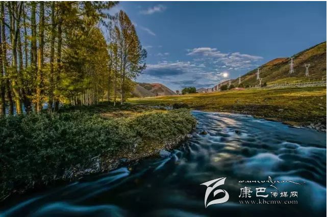 新都橋，正在打開(kāi)最美時(shí)光,我在這里等你......