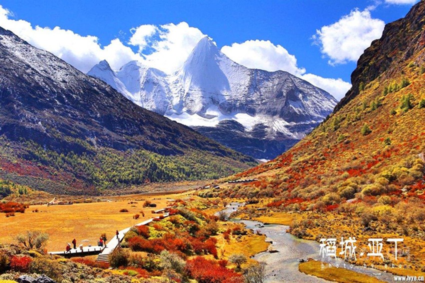 亞丁，秋滿